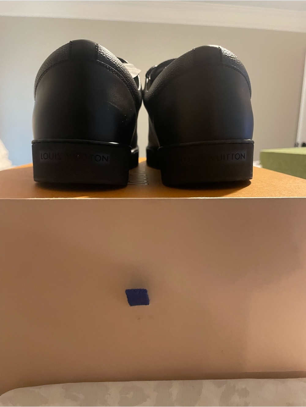 Louis Vuitton Orange Box with Black Logo with Black shoes - Picture 6 of 6